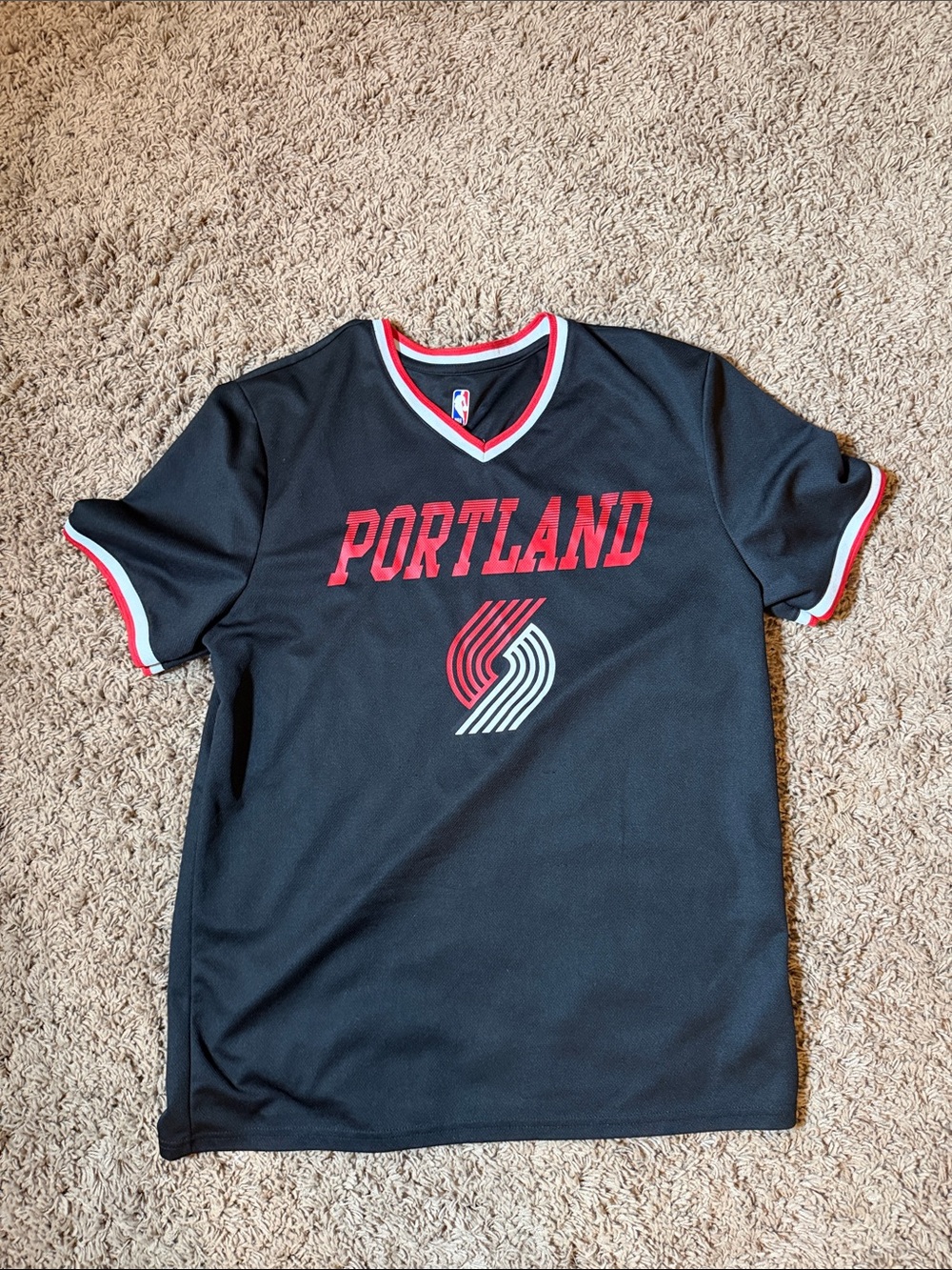 NBA Portland Trail Blazers Black Jersey Tee with Red and White Trim Size Large